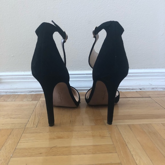 Black Jessica Simpson Close-Toed Heels - Picture 3 of 3